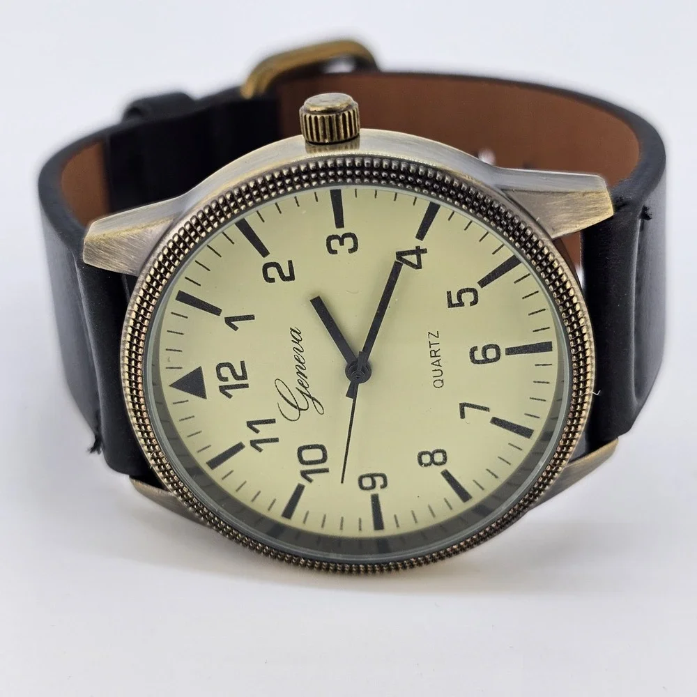 Men's Analog Watch 42MM Cream Dial Black Faux Leather Bands New Battery